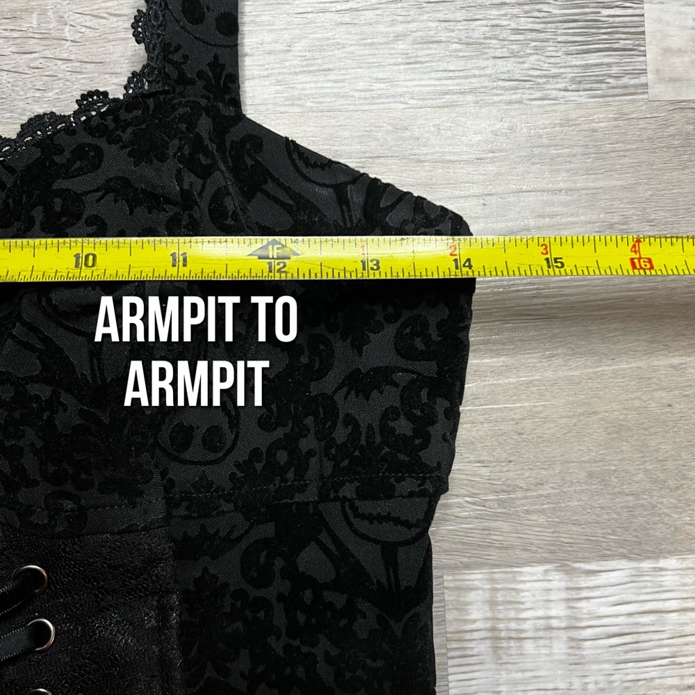 Disney Nightmare Before Christmas : velvet flocked corset detail dress - Picture 11 of 13